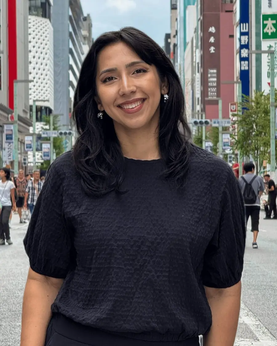 Marina Tsuge em Ginza, Tóquio